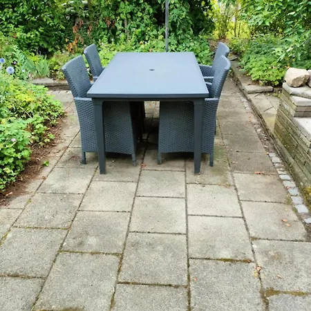 Family-friendly House In Holluf Pile Βίλα